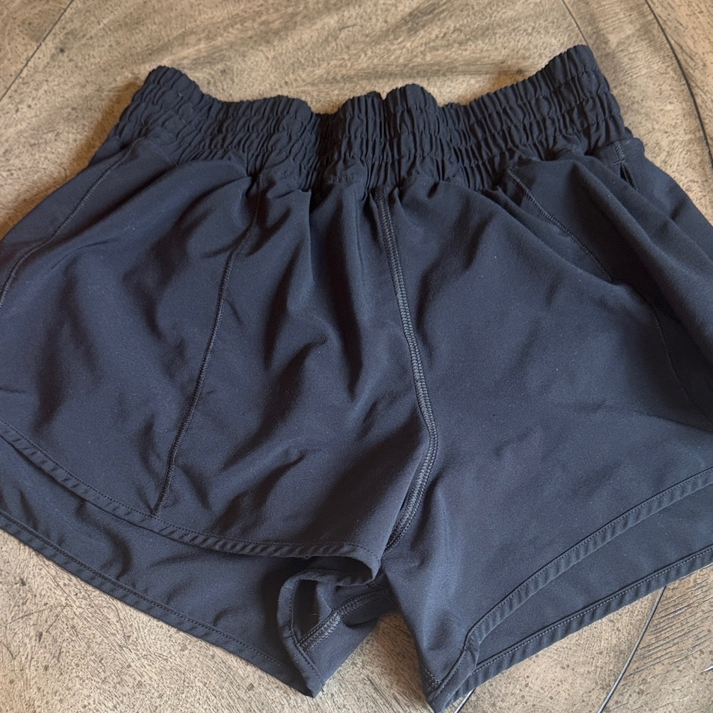 CRZYoga Women's Black Elastic Waist Active shorts